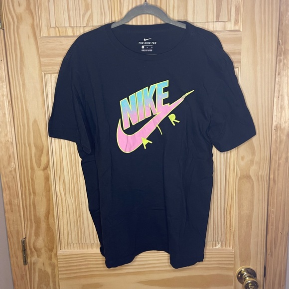 Nike Other - Nike tshirt with neon logo size XL